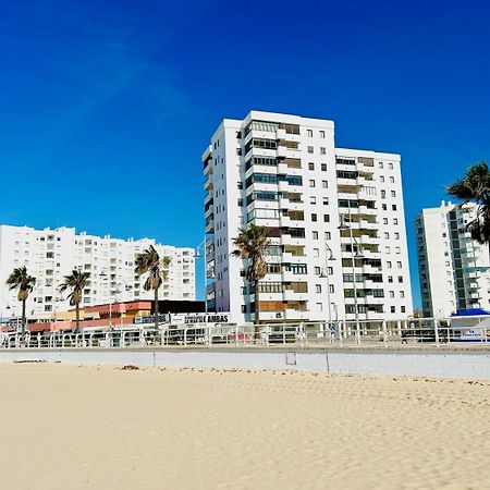 Gatu Arena " Preferente Mayores De 25 Anos Y Familias " El Puerto de Santa Maria Ngoại thất bức ảnh