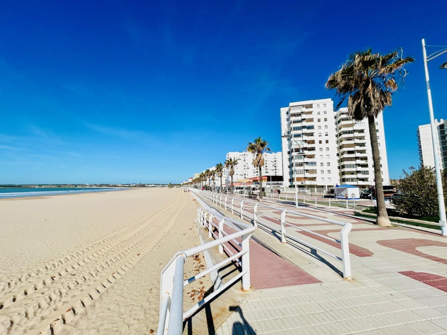 Gatu Arena " Preferente Mayores De 25 Anos Y Familias " El Puerto de Santa Maria Ngoại thất bức ảnh