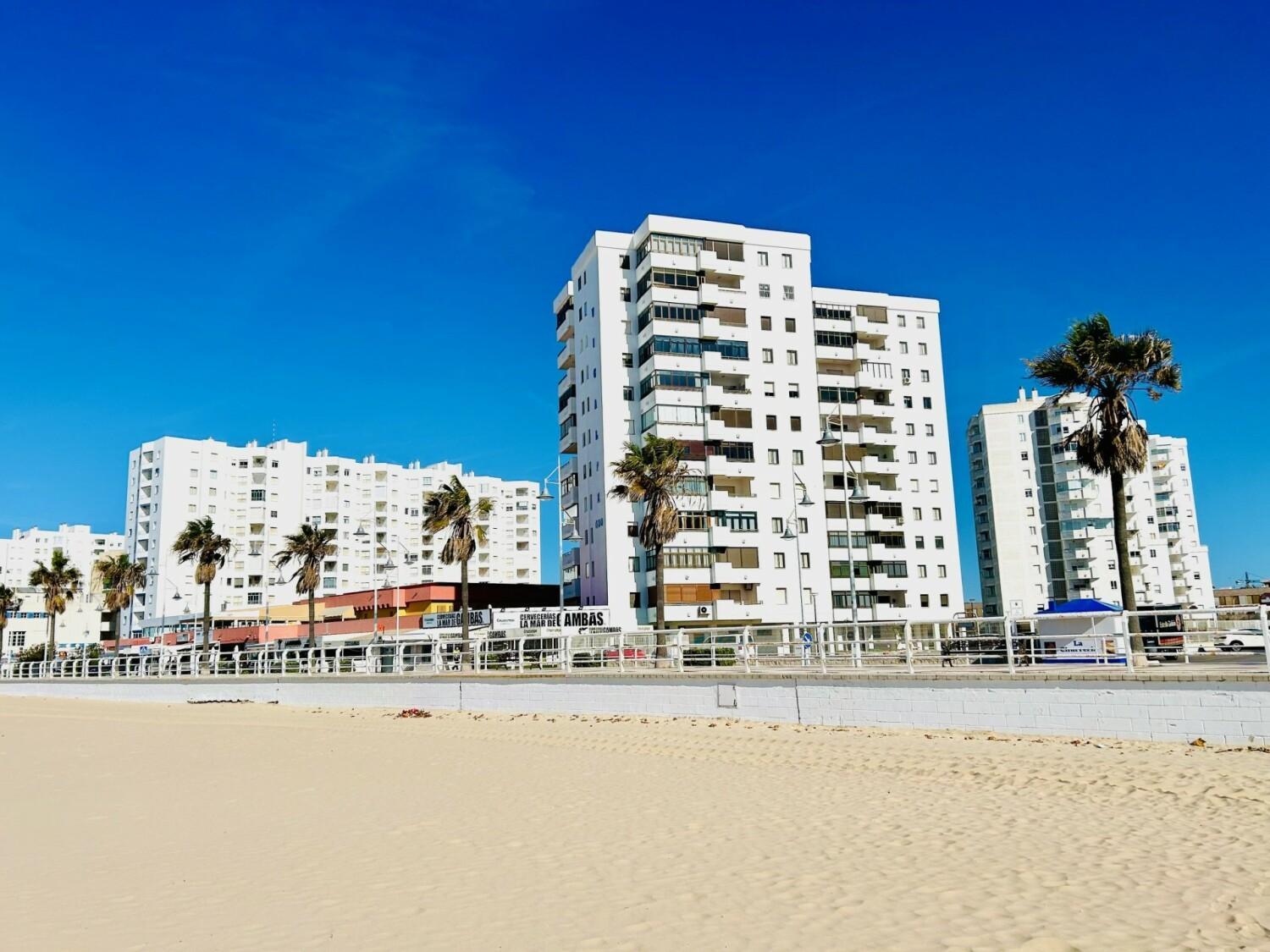 Gatu Arena " Preferente Mayores De 25 Anos Y Familias " El Puerto de Santa Maria Ngoại thất bức ảnh